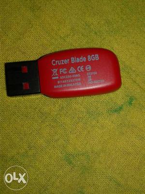 8GB Red Cruzer Blade