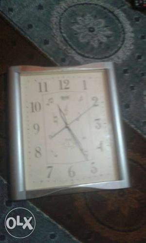 Ajanta company wall clock for sale