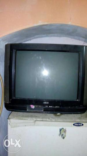 Akai colour tv