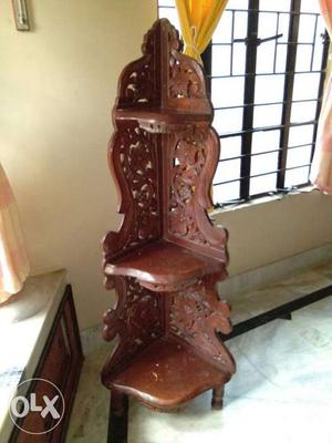 Corner decoration wooden stand