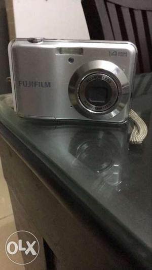 Digicam 14 megapixel camera fujifilm