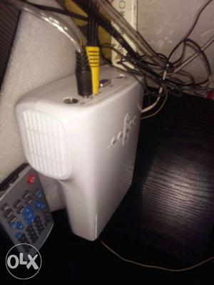 Full HD Led projector new Easily direct operate