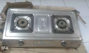 Good working condition stainless steel gas stove.