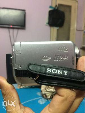 Sony handycam in excellent condition, 80 gb hard