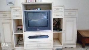 TV trolly without tv
