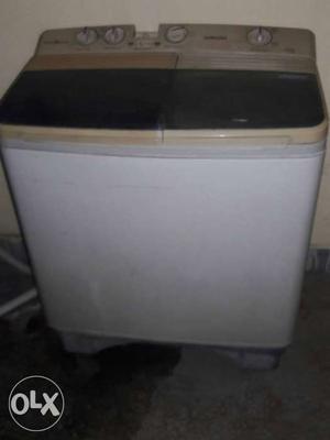 White And Black All-in-one Washer And Dryer Set semi