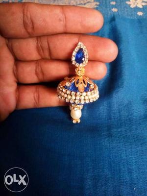 Blue And Beige Jhumka Earring