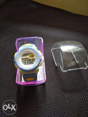 Brand new kids watch from Singapore for sale. Negotiable