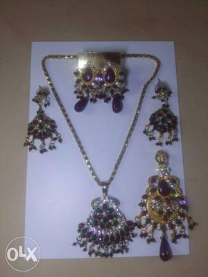 Gently used 2 set of nekles with earing