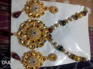 Gold plated jewellery set new one