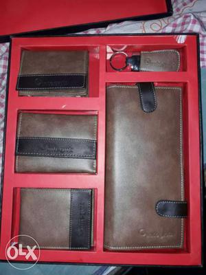 Integrity Brown Leather Wallets Set In Box