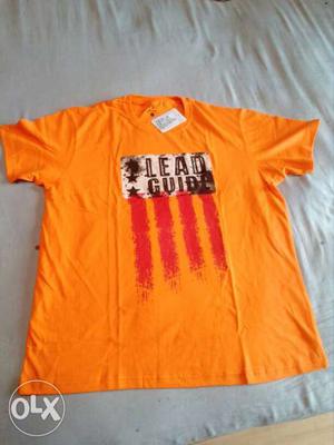 Lead Guide-print Yellow Crewneck T-shirt