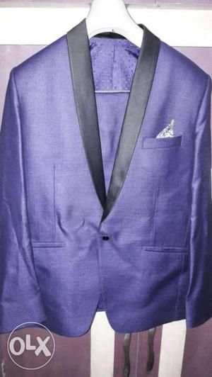 Men's Purple suit