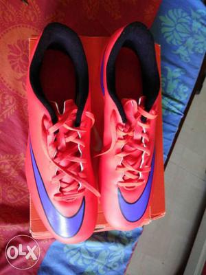 Pair Of Red Nike Mercurial vortex fg ii With Box brand new