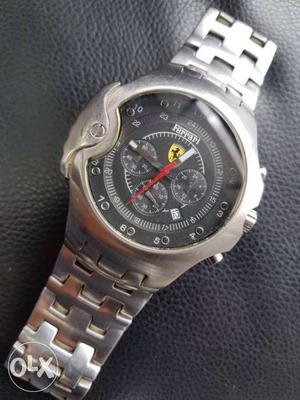 Round Ferrari Silver Chronograph Watch With Silver Link