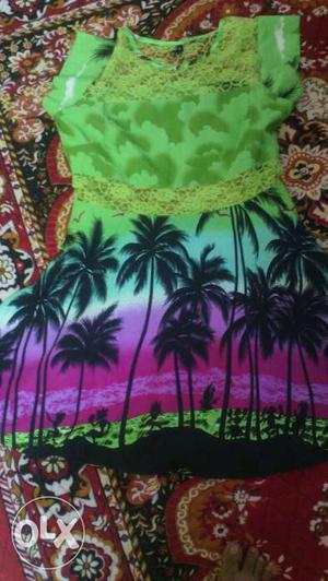 Women's Green, Purple And Black Coconut Palm Tree Print