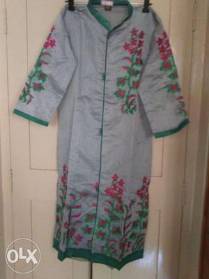 Xxl cotton silk. grey with green pink embroidery