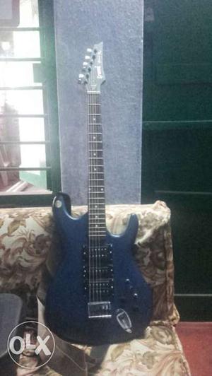 Grason 6 manth old blue black cat elecrtic guitar