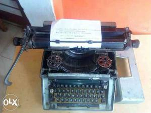 Typing machine(company- REMANTON) 