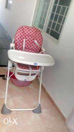 Baby's Red And White Chicco High Chair