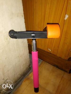 Bluetooth selfie stick Black &orange with pink