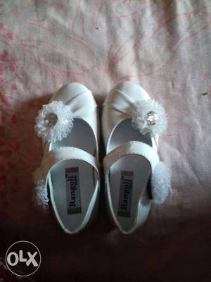 Brand new cute white sandals for 1-2 years baby