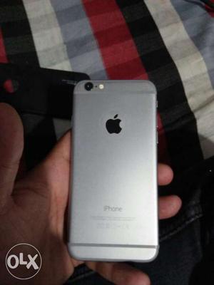 Full saf 64 gb iphone 6with ornginal charger and