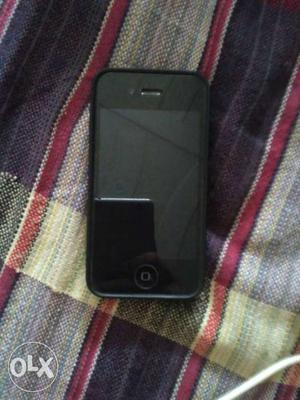 IPhone 4s 64gb Nd 1.2 years old with data cable