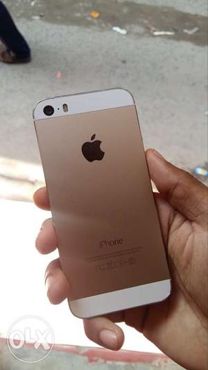 Iphone 5s gold (16 gb).8 months used,with all original
