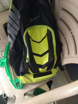 Nike airmax neon brand new bag
