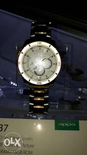 Round Beige,white And Gold Chronograph Watch With Gold And