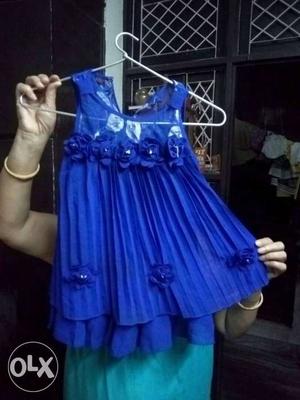 Royal blue dress for 3 to 4 years of gorls...