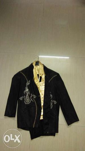 Suit for eight-ten yrs old boy for wedding and