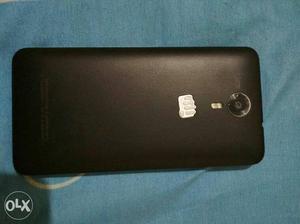 Two mobile both 1 year used (1.Micromax
