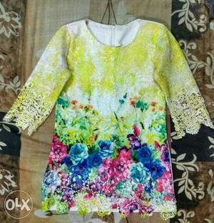 Very less used ladies fancy top.price can be negotiable,