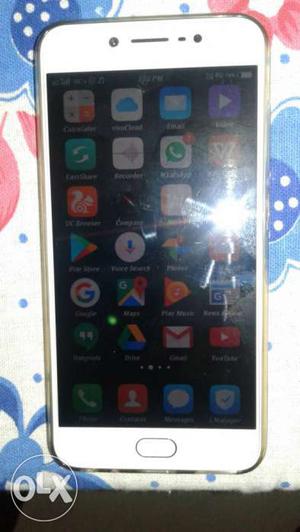 Vivo v5 only 1 month old this mobile is very good