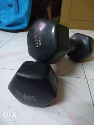 4KG Dumbbells