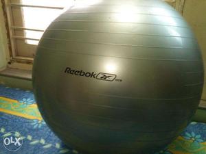 65 cm Reebok never used Gym ball