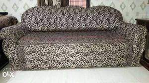 Black And Gray Floral Daybed