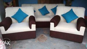 Brown-and-white Sofa Set With Pillows