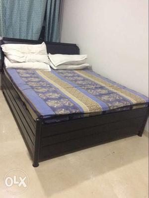 Good condition bed with storage. comes with