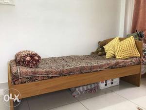 Single cot of imported wood with cotton mattress