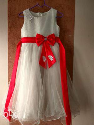 Beautiful Party frocks/dress for girls, perfect condition,