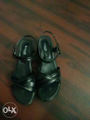 Black Leather Open Toe Ankle Strap Sandals size 6