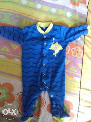 Blue baby's dress for upto 3 months baby
