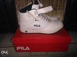Fila new shoes 8number any interested contact me