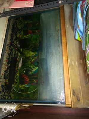 Fish tank with decoration items