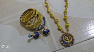 Gold-and-blue Jhumka Accessory Set