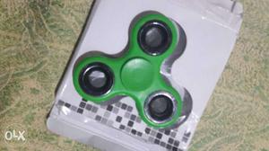 I want to sell 1 day old fidget spinner.