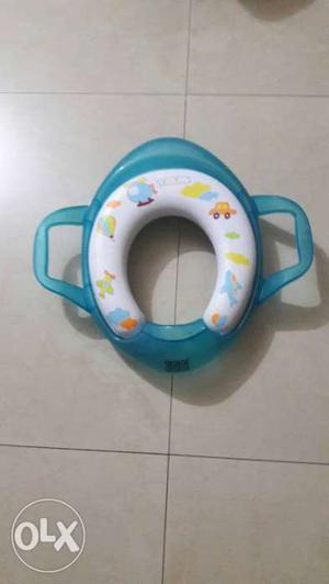 Mee Mee cushioned potty seat (Brand new..never